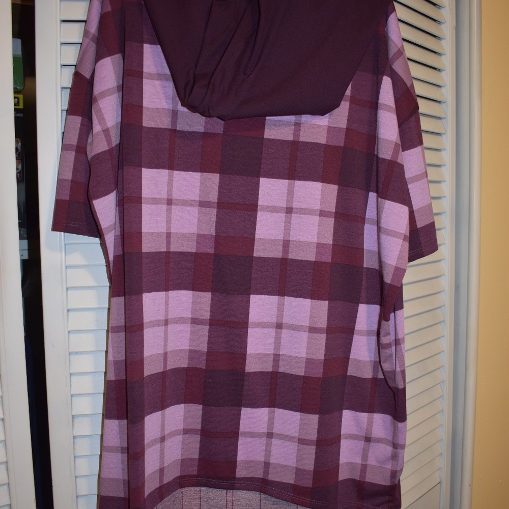 *NWOT* LulaRoe Irma & Leggings